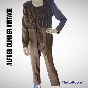 VINTAGE PANTSUIT 🎉